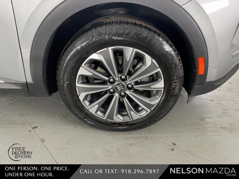 Used 2024 Buick Envision Preferred image 14