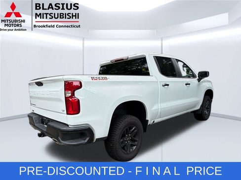 Used 2024 Chevrolet Silverado 1500 LT Trail Boss w/ Protection Package AWD/4WD image 7