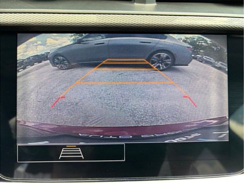 Used 2021 Buick Encore GX Select w/ Sport Touring Package FWD image 27