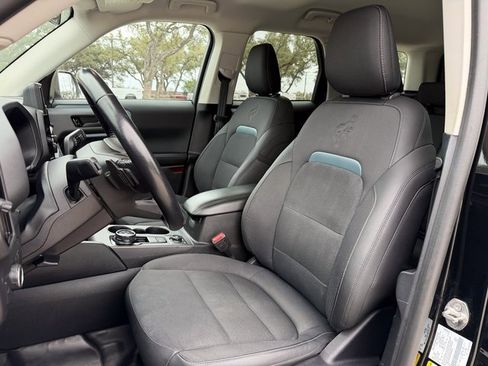 Used 2022 Ford Bronco Sport Badlands image 9