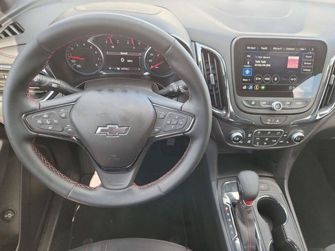 Used 2024 Chevrolet Equinox RS FWD image 11