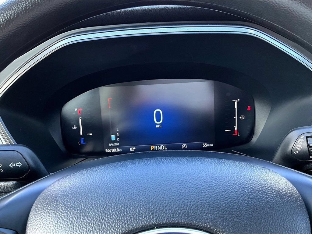Used 2025 Ford Escape Active AWD/4WD image 16