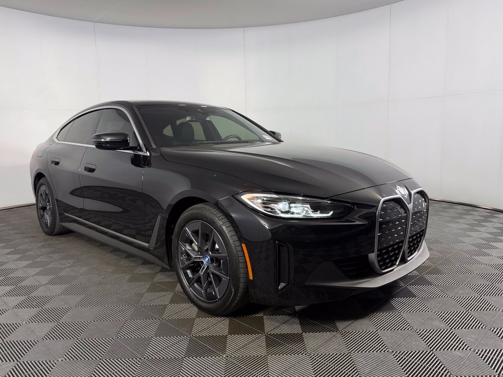 Used 2023 BMW i4 eDrive40 w/ Premium Package RWD image 4