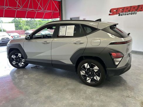 Used 2024 Hyundai Kona SEL FWD image 6