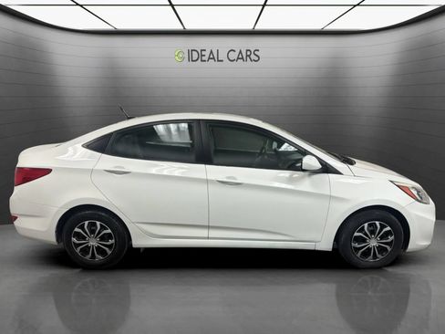 Used 2016 Hyundai Accent SE FWD image 4