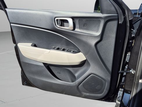 New 2026 Hyundai Venue SEL FWD image 22