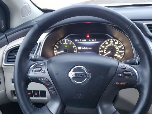 Used 2020 Nissan Murano Platinum image 9