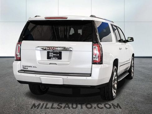 Used 2016 GMC Yukon XL Denali AWD/4WD image 8