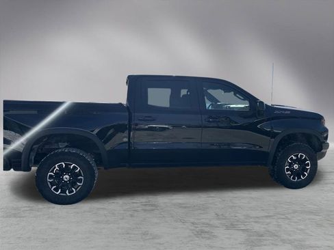 Used 2024 Chevrolet Silverado 1500 ZR2 image 6