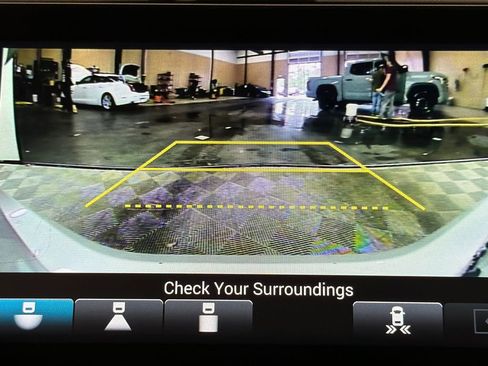 Used 2021 Honda Accord Touring image 30