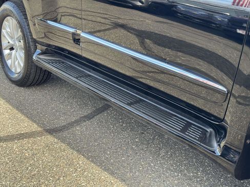 Used 2019 Lexus GX 460 Premium w/ Premium Package image 10