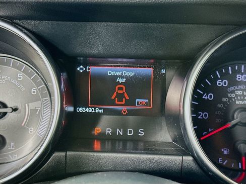 Used 2018 Ford Mustang Coupe image 12