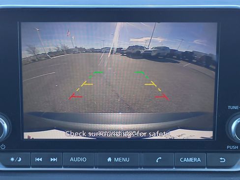 Used 2024 Nissan Rogue SV image 29