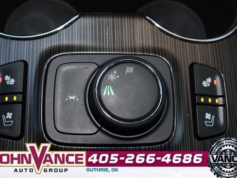 Used 2020 GMC Acadia SLT w/ Driver Alert Package II image 38