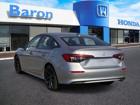 Used 2023 Honda Civic Sport image 4