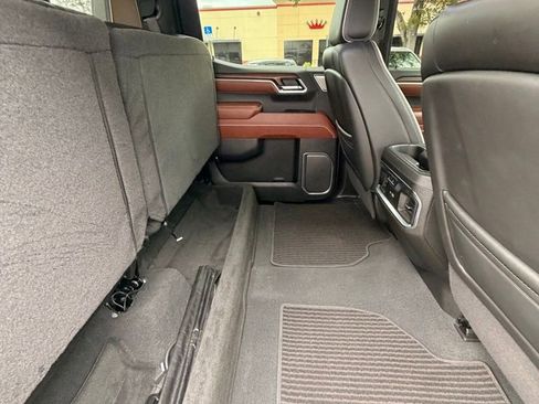 Used 2024 GMC Sierra 1500 Denali Ultimate AWD/4WD image 29