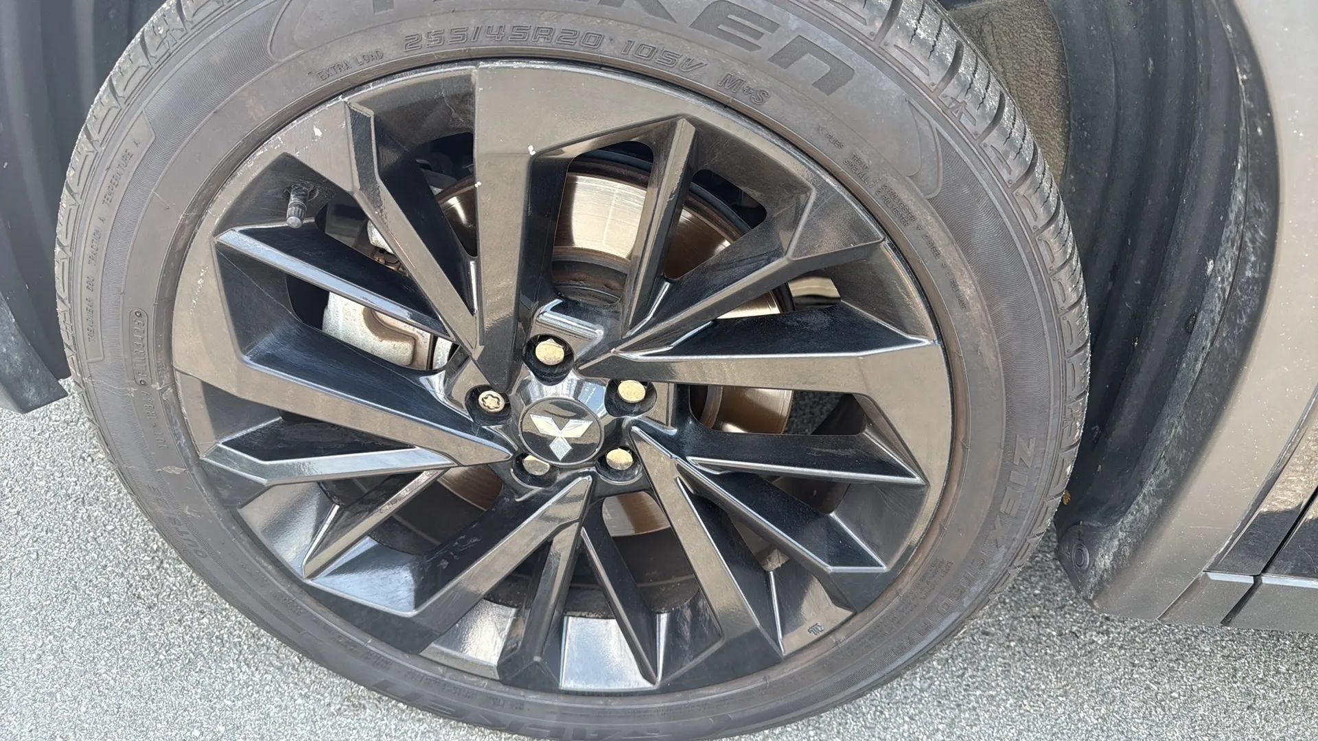 Used 2024 Mitsubishi Outlander FWD image 5