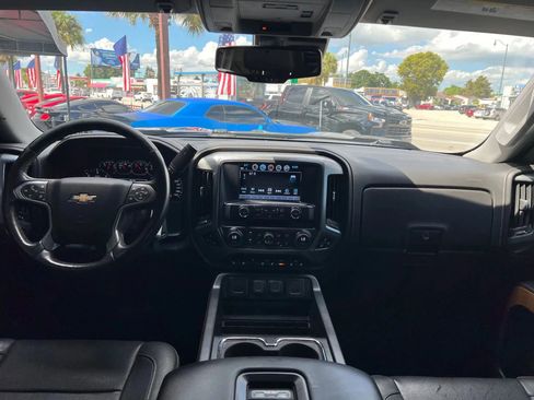 Used 2018 Chevrolet Silverado 1500 LTZ w/ Sport Package image 18