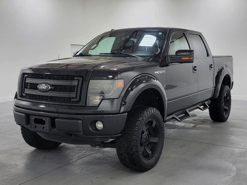 Used 2014 Ford F150 FX4 w/ Equipment Group 402A Luxury image 4