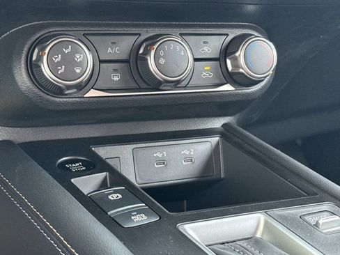 Used 2025 Nissan Kicks SV image 24