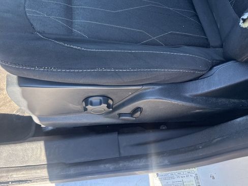 Used 2019 Ford EcoSport SE w/ SE Convenience Package image 13