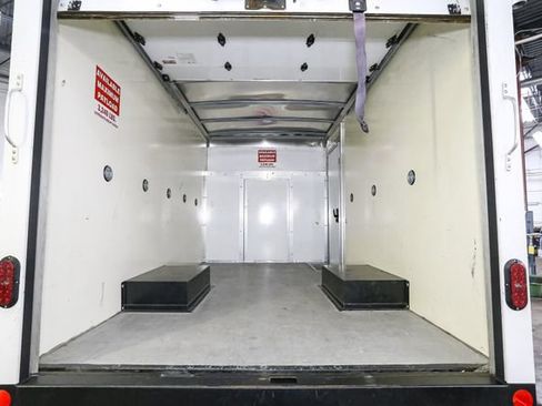 Used 2023 Ford Transit 350 DRW RWD image 10