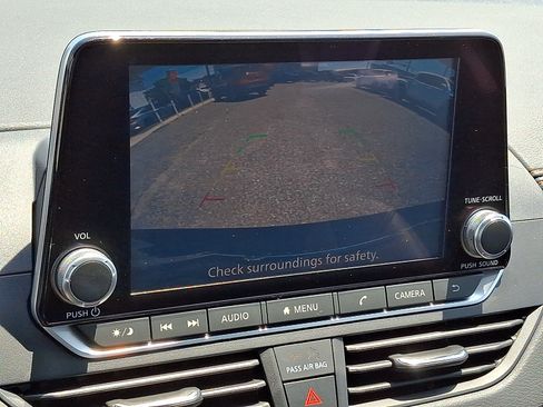 Used 2022 Nissan Altima 2.5 SR FWD image 17