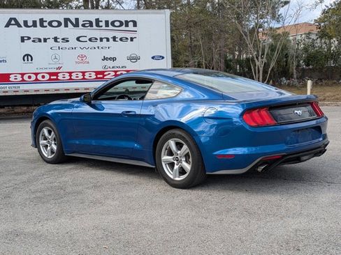 Used 2018 Ford Mustang Coupe image 7