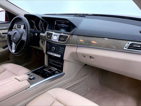 Certified 2016 Mercedes-Benz E 350 Sedan image 10