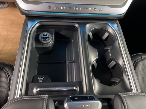 New 2026 Ford Expedition Max Platinum AWD/4WD image 15