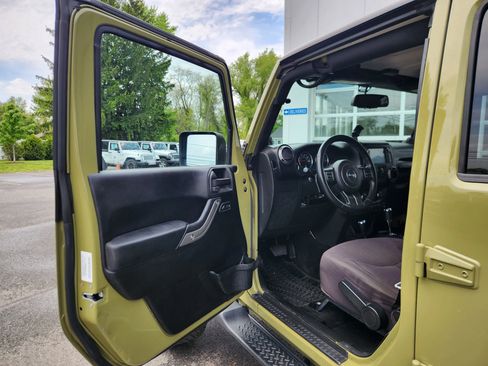 Used 2013 Jeep Wrangler Unlimited Sport AWD/4WD image 25