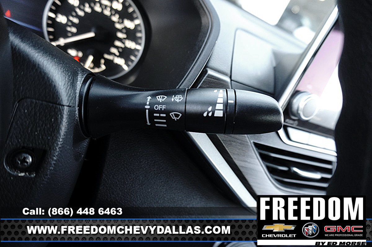 Used 2025 Nissan Altima 2.5 SV FWD image 28