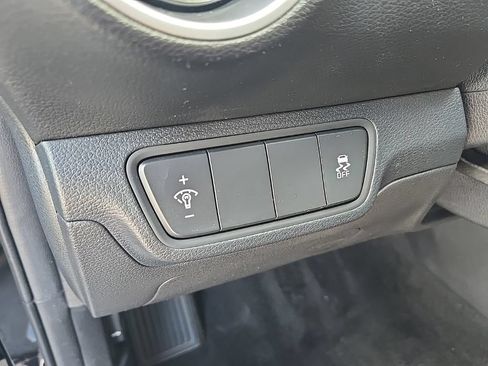 Used 2024 Kia Forte LXS FWD image 13