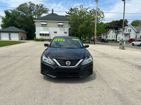 Used 2017 Nissan Altima 2.5 S w/ Power Driver Seat Package image 2
