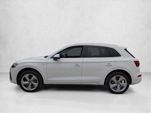 Certified 2023 Audi Q5 2.0T Premium Plus w/ Premium Plus Package AWD/4WD image 5