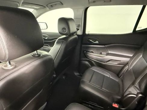 Used 2023 GMC Acadia SLT FWD image 37