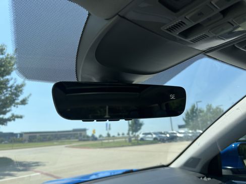 Certified 2025 Volkswagen Taos SEL image 26