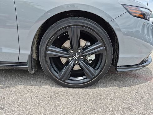Used 2025 Honda Accord Sport image 14