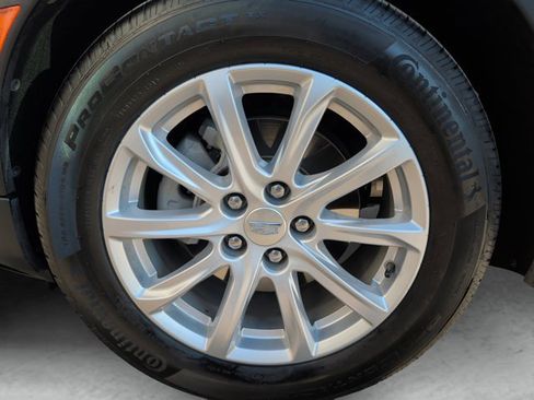 Certified 2023 Cadillac XT4 Luxury w/ Cold Weather Package image 25