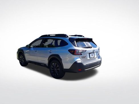 Certified 2023 Subaru Outback Onyx Edition XT AWD/4WD image 7
