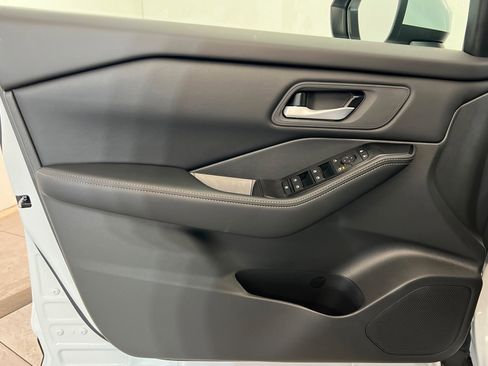 New 2026 Nissan Rogue SV image 14