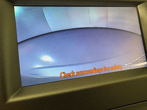 Used 2015 Toyota Prius Two image 27