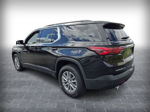 Used 2023 Chevrolet Traverse LT image 6