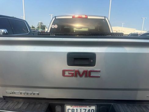 Used 2018 GMC Sierra 1500 SLT w/ SLT Premium Package AWD/4WD image 5