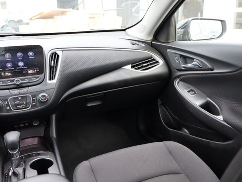 Used 2024 Chevrolet Malibu LS FWD image 13