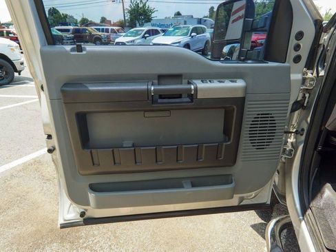 Used 2015 Ford F250 XLT AWD/4WD image 17