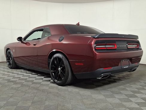 Used 2018 Dodge Challenger R/T Scat Pack w/ Leather Interior Group RWD image 7