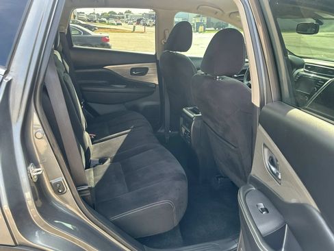 Used 2018 Nissan Murano SV FWD image 12