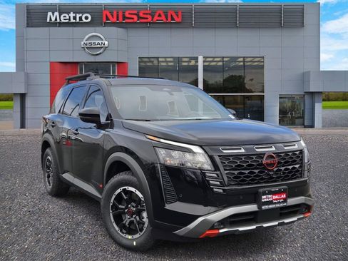 New 2026 Nissan Pathfinder Rock Creek image 1