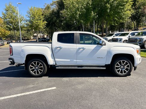 Used 2018 GMC Canyon Denali image 10